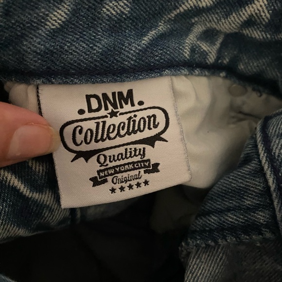 DNM Collection Acid Wash Retro Vintage short denim.Looks like new. - Picture 2 of 6